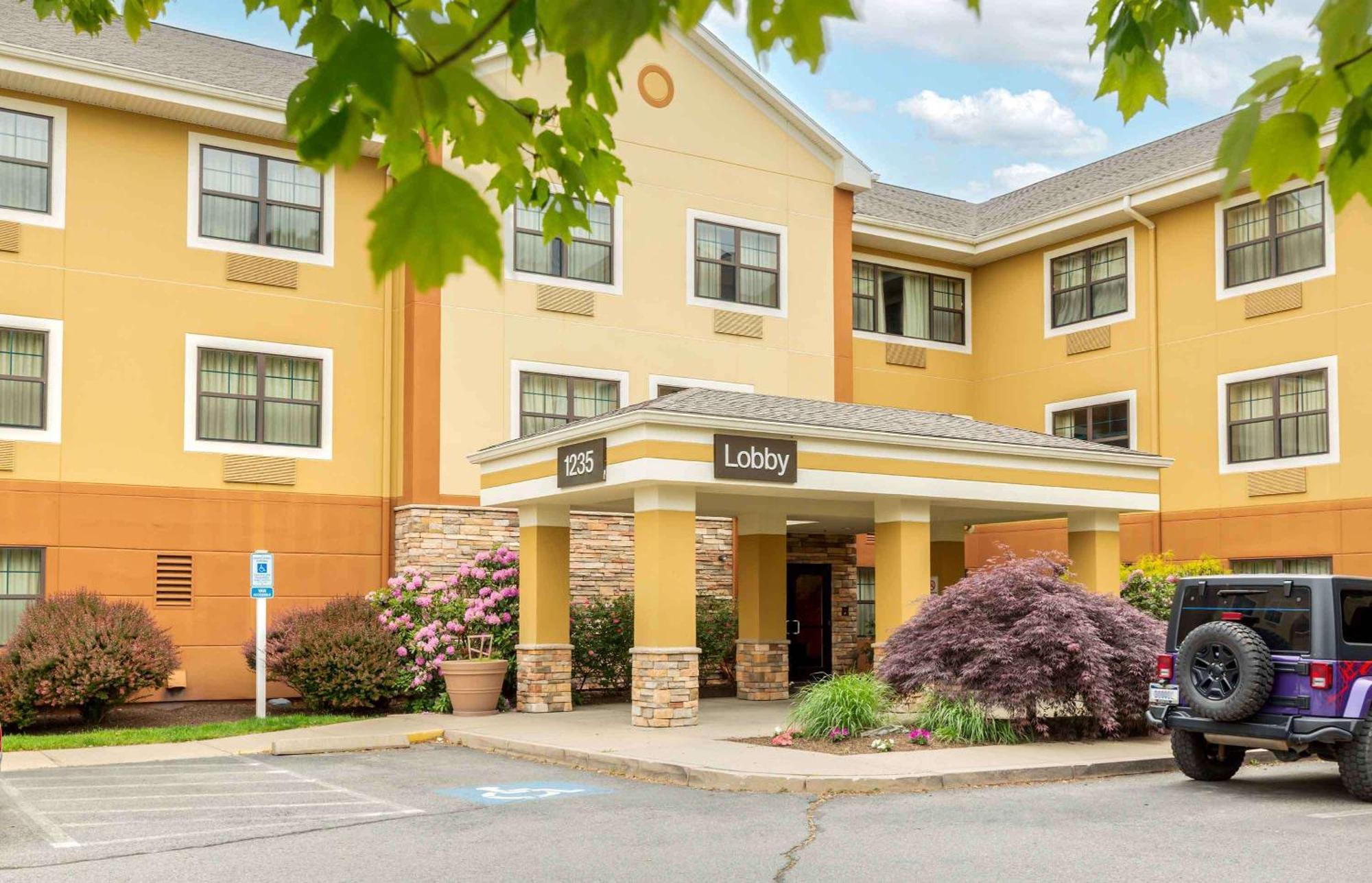 Extended Stay America - Providence - West Warwick Exterior photo